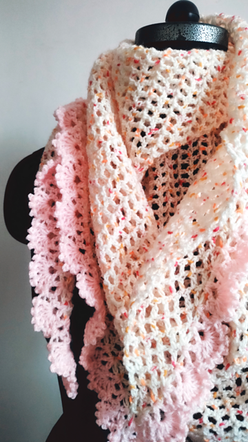 Larissa shawl