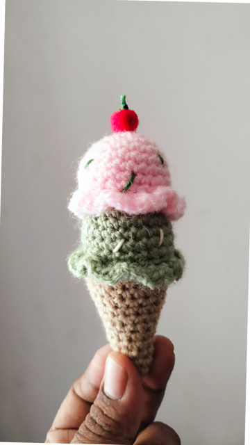 Ice cream keychain