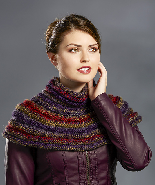 Stacked Rings Cowl