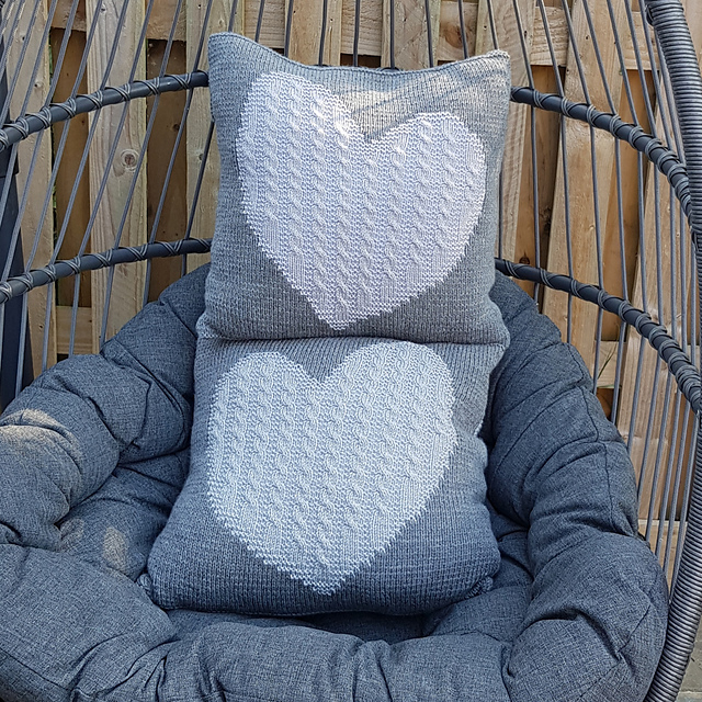 Cable Heart cushion