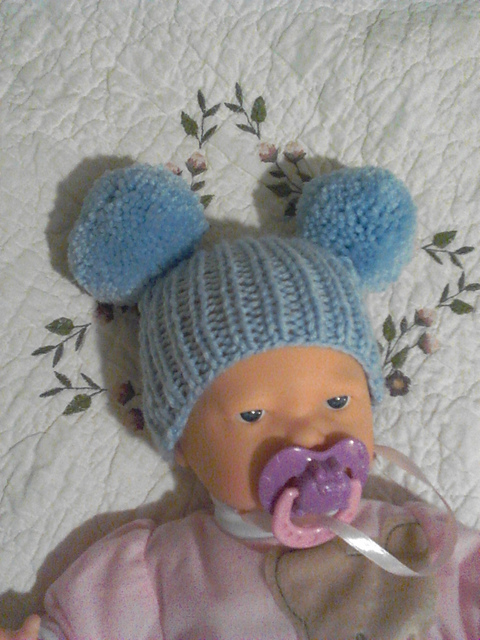 Knitted Newborn Hat