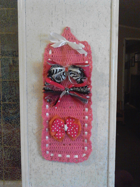 Hair bow holder