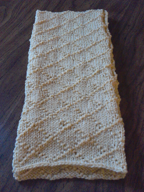 Knitted Diamond Scarf