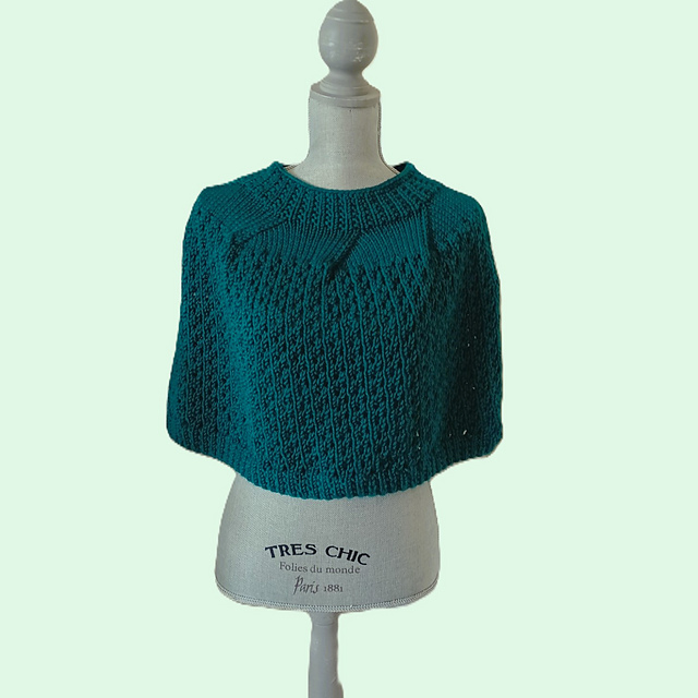 The Dancer Capelet