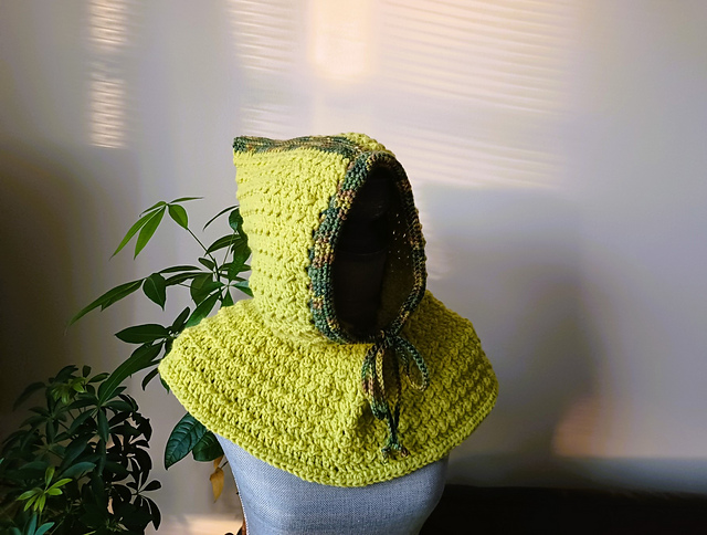 Sparrow Hooded Cowl