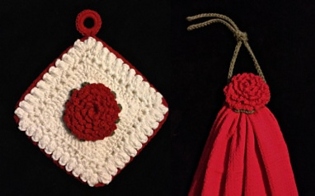 Christmas Carnation Potholder & Towel Ring