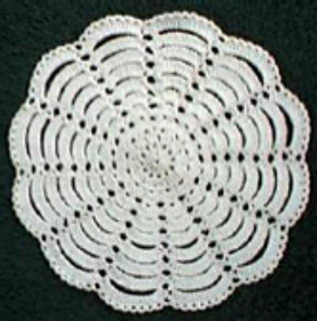 Graduated Shells Doily