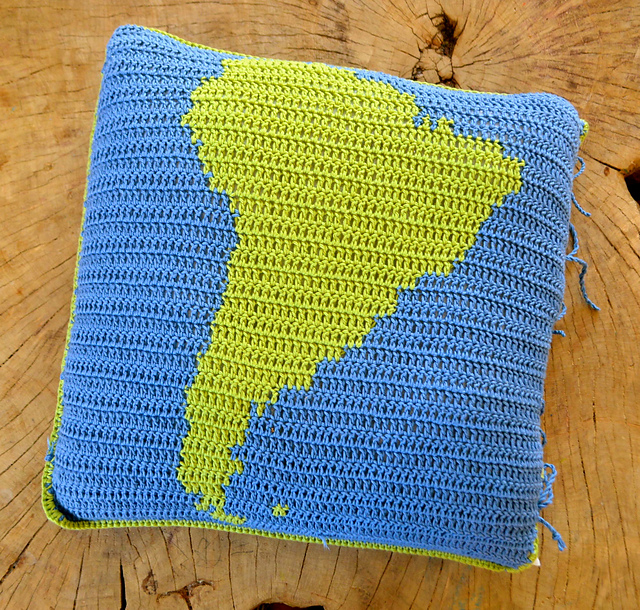 South America Map Pillow Cover