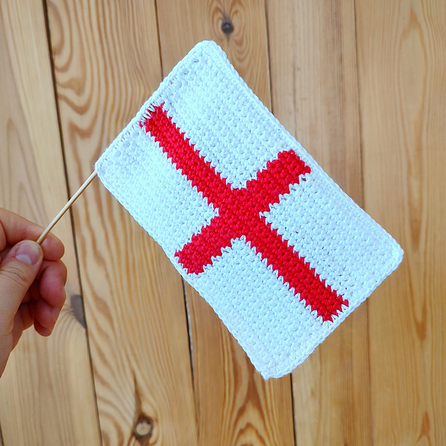 Ravelry: Flag of England pattern by Maria Jęczmyk