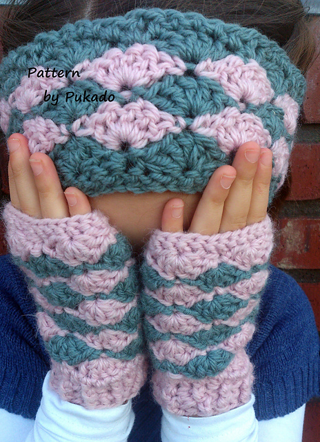 Aoibhinn's Headband and Mittens