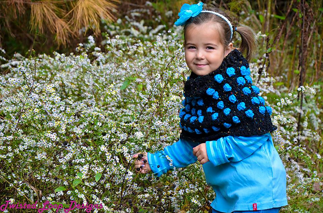 Polka Dot Capelet Cowl Combo