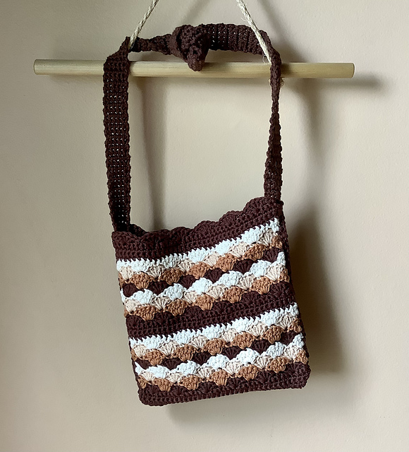 Sunkissed Scallop Purse