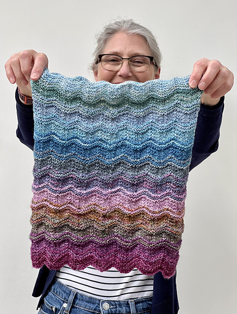 Making Waves Cowl
