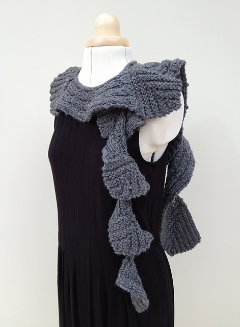 Curves & Corners Scarf