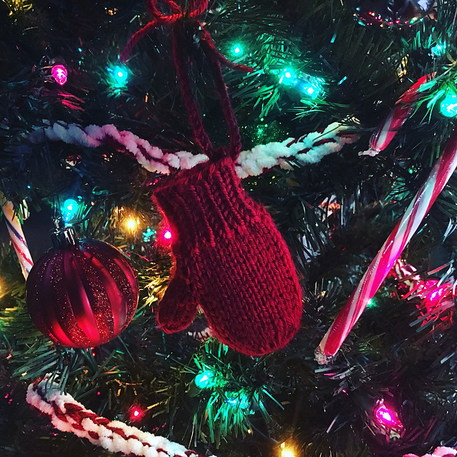 Mitten Holiday Ornament