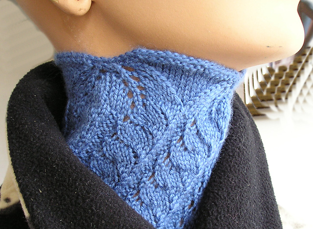Briar Hill Cowl