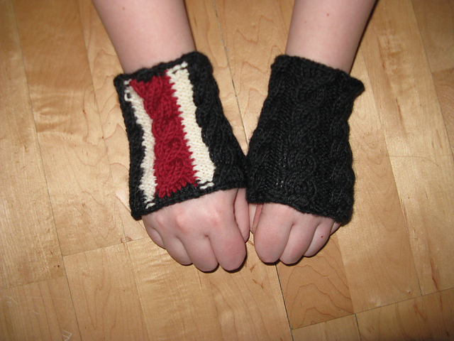 Wrist warmers for n7 fans