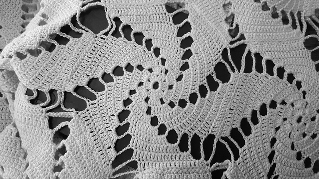 Ravelry: Pinwheel Spread pattern by Shellie Dattler