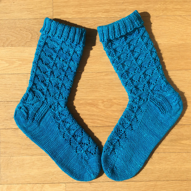 Sail Lace Socks (Toe Up)