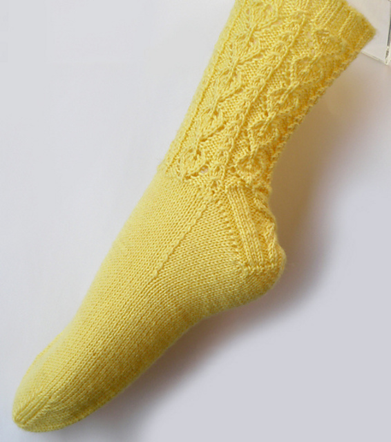 Strawberry Lace Socks (Cuff Down)