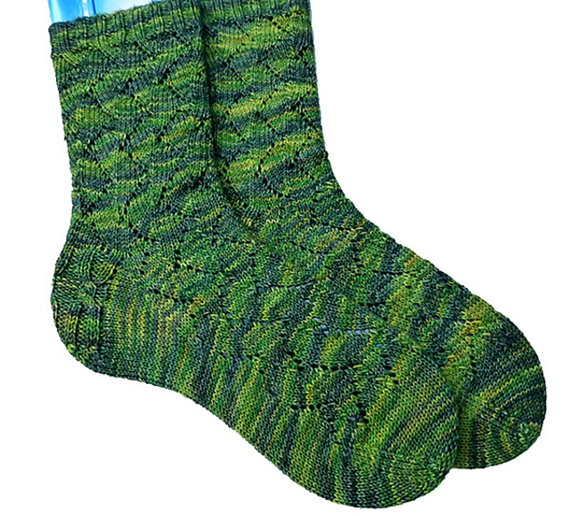 Maple Leaves Socks (Cuff Down)