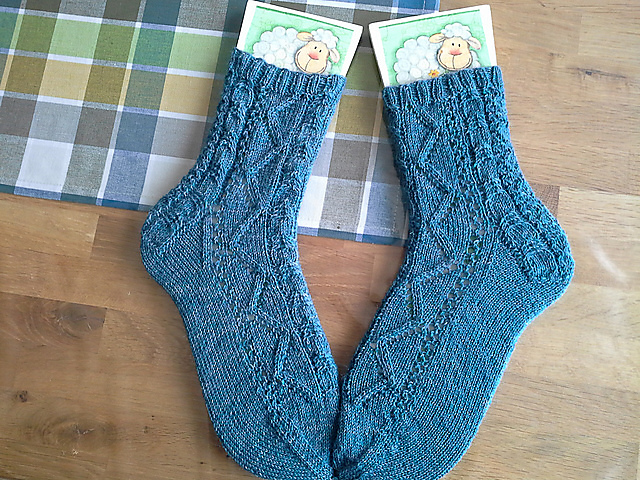 The Great Wall Socks I (Cuff Down)
