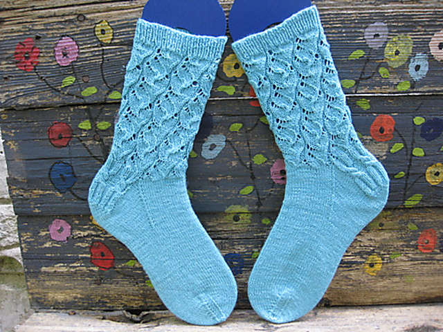 Butterfly Flower Socks (Cuff Down)