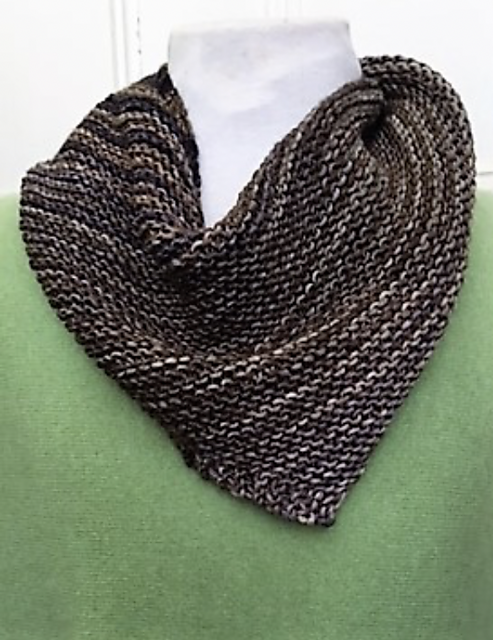 A Uneek Shawlette