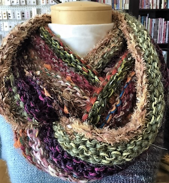 Very Easy, Very Warm, Very Fun Cowl