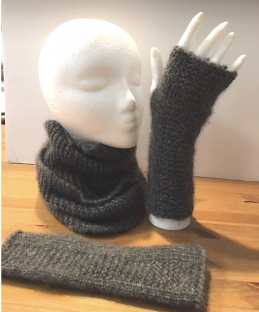 Garter Cowl & Fingerless Mitts