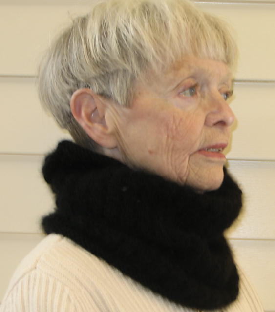 Lacey Cowl
