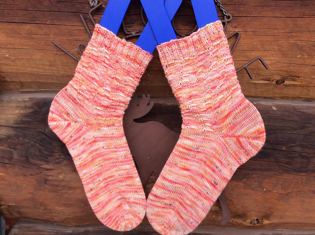 Tilted Ladder Socks