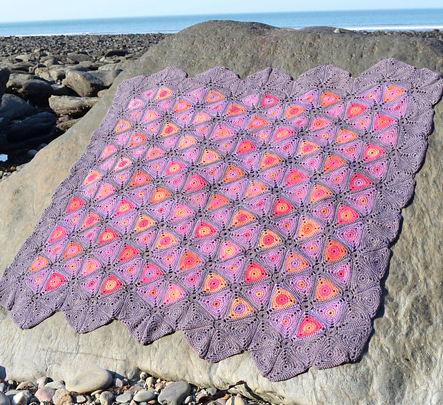 Lecchi Blanket