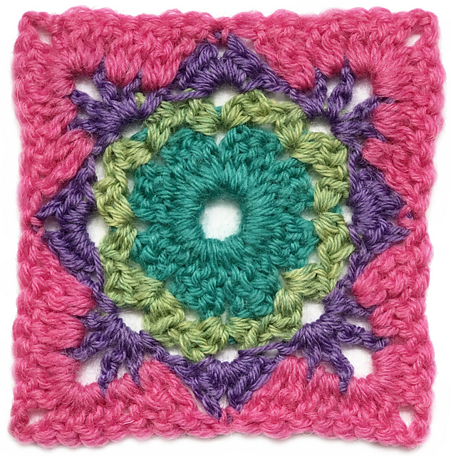 Circe Crochet Motif