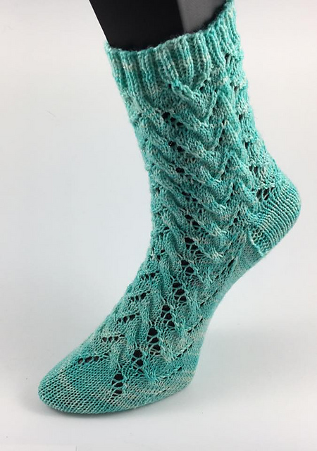 Meernixe - Socken mit Lace und Zöpfen