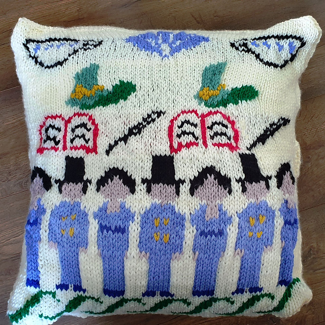 Regency Cushion