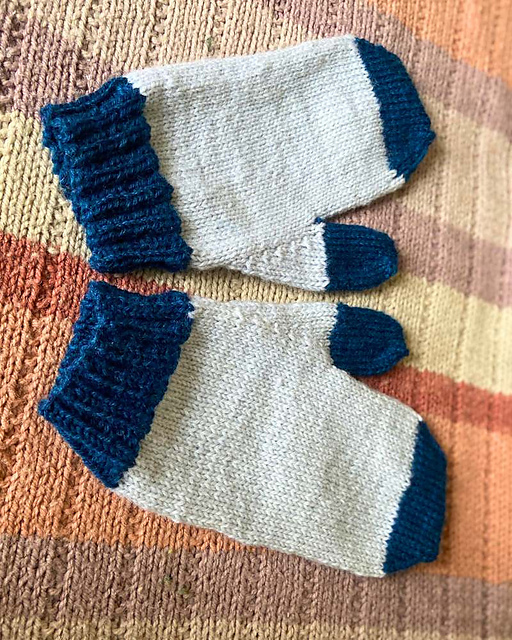 Mittens for Tall Husbands