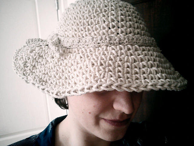 1950s wide brimmed hat 