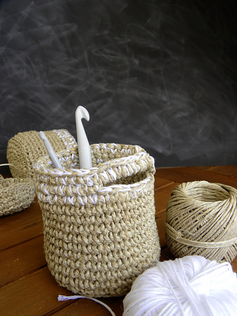Twine baskets / Cistells de corda