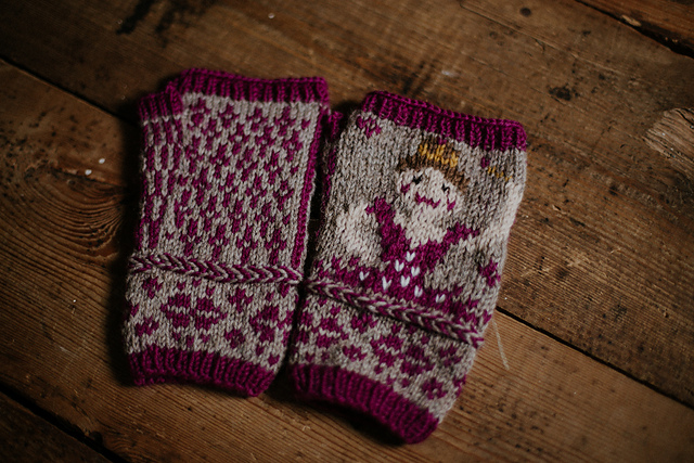 Sugarplum Fairy Fingerless Mitts