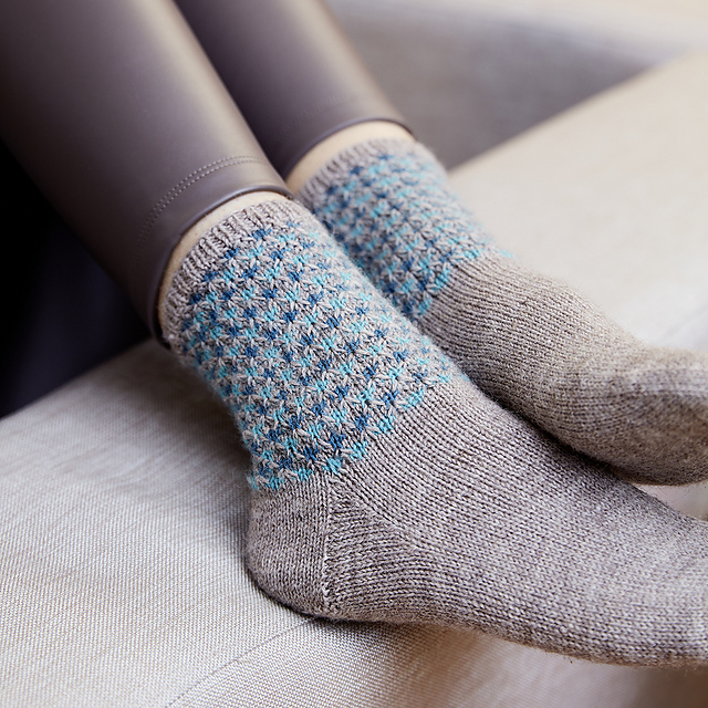 R0486 Sparks Socks