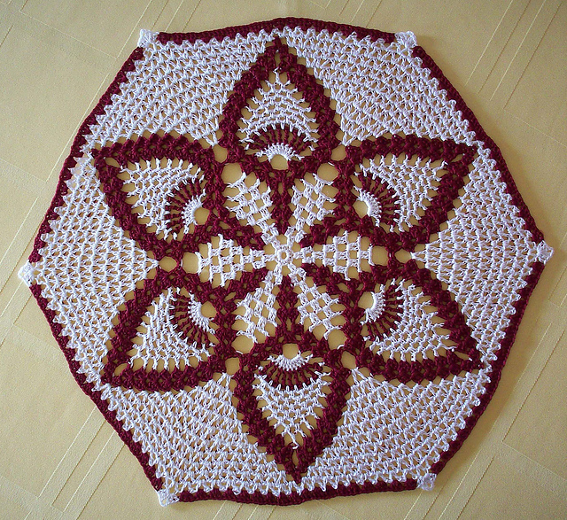 Ravelry Tapestry Crochet for Doilies pattern by Richard Sechriest