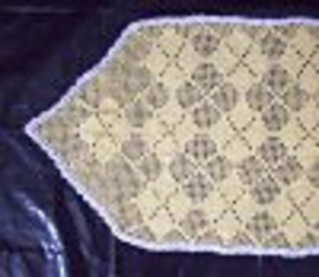 Argyle Runner