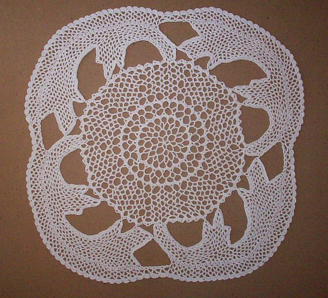 Acanthus Leaf Doily