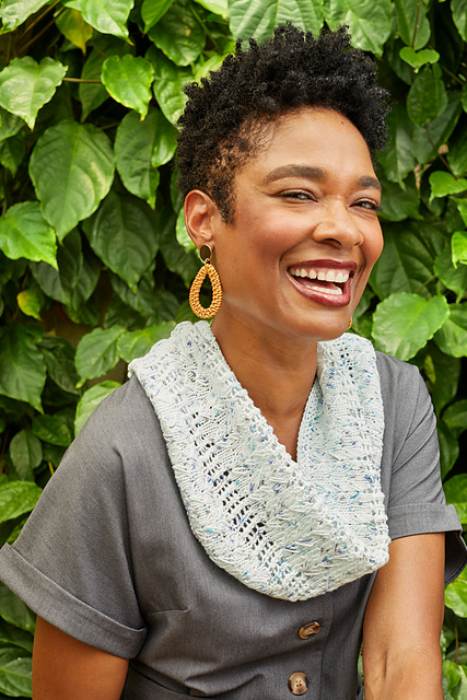 Seacoast Cowl (knit)
