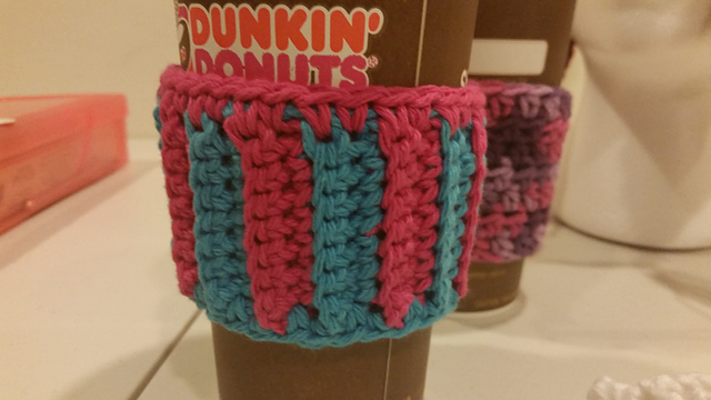 Two-Tone Ribbed Coffee Cozy