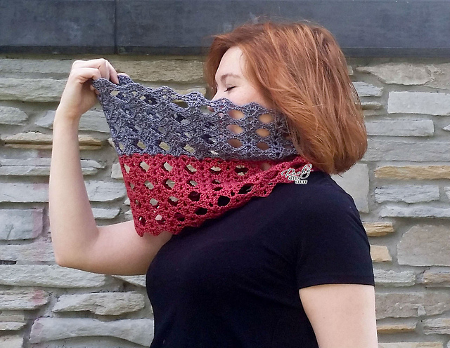 Lavada Cowl