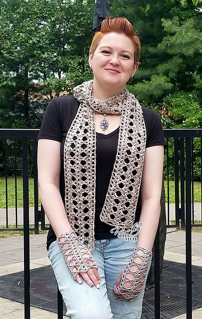 Lavada Scarf