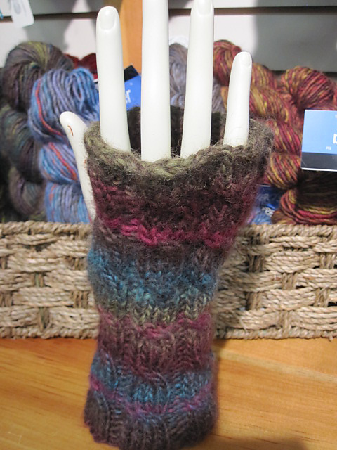 Cabled Fingerless Gloves