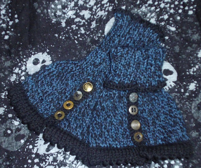 Ravelry Derby Spats Ankle Warmers pattern by Raechelle Allman
